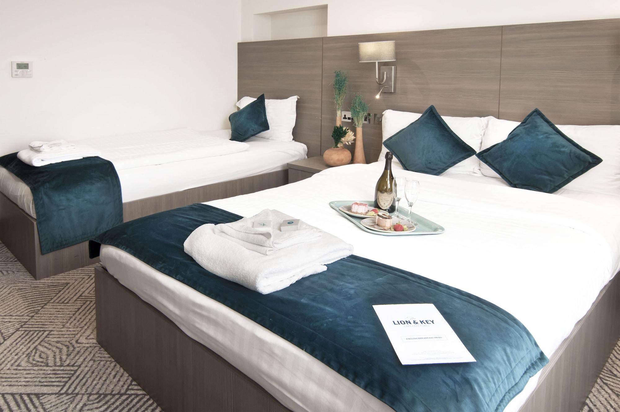 The Lion & Key Hotel Лондон Екстериор снимка