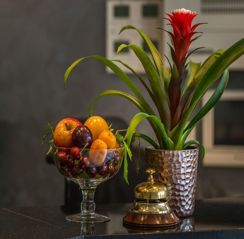 The Lion & Key Hotel Лондон Екстериор снимка