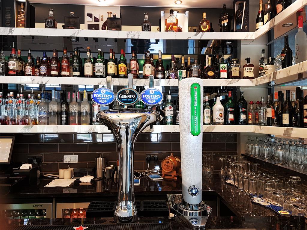 The Lion & Key Hotel Лондон Екстериор снимка